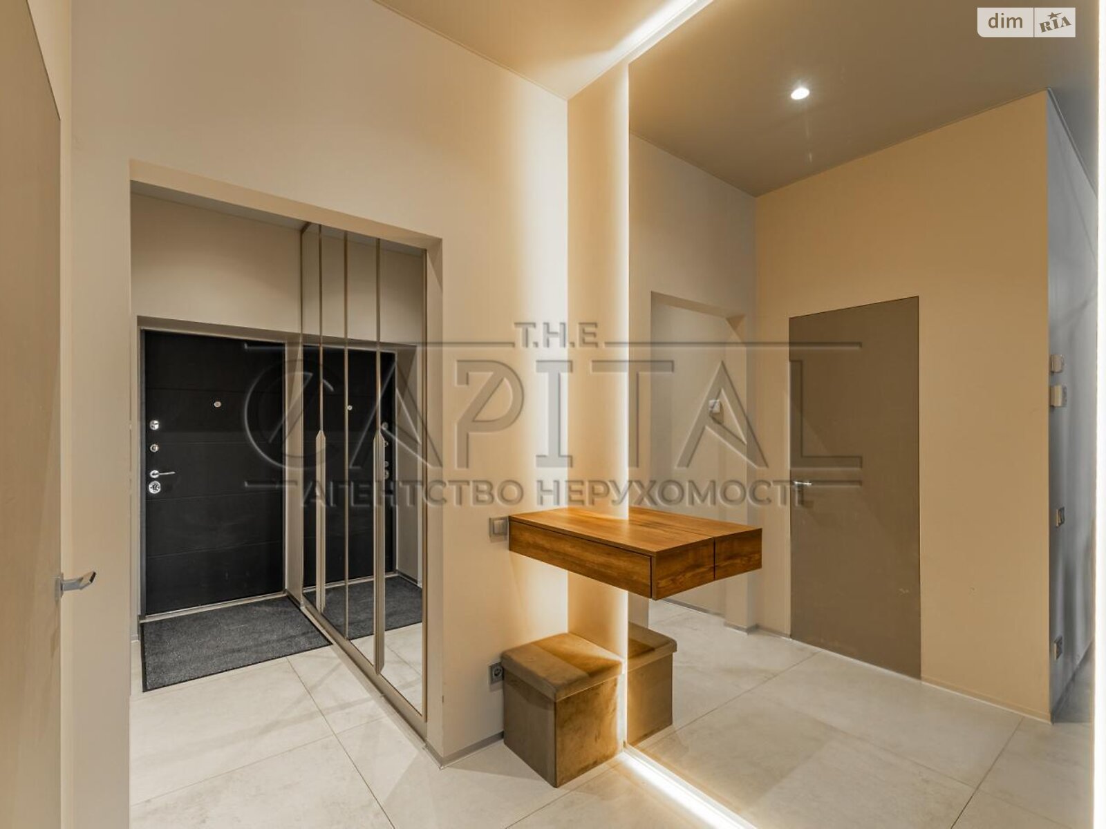 двухэтажный дом, 160 кв. м, кирпич. Сдается помесячно в Киеве фото 1