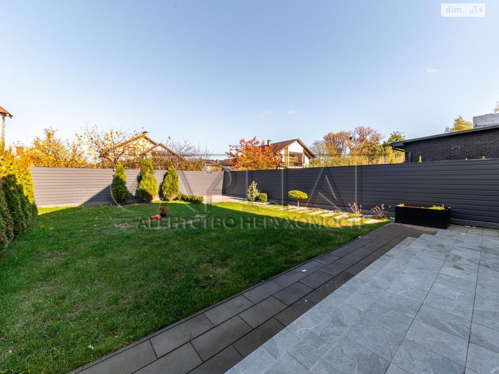 двухэтажный дом, 160 кв. м, кирпич. Сдается помесячно в Киеве фото 1