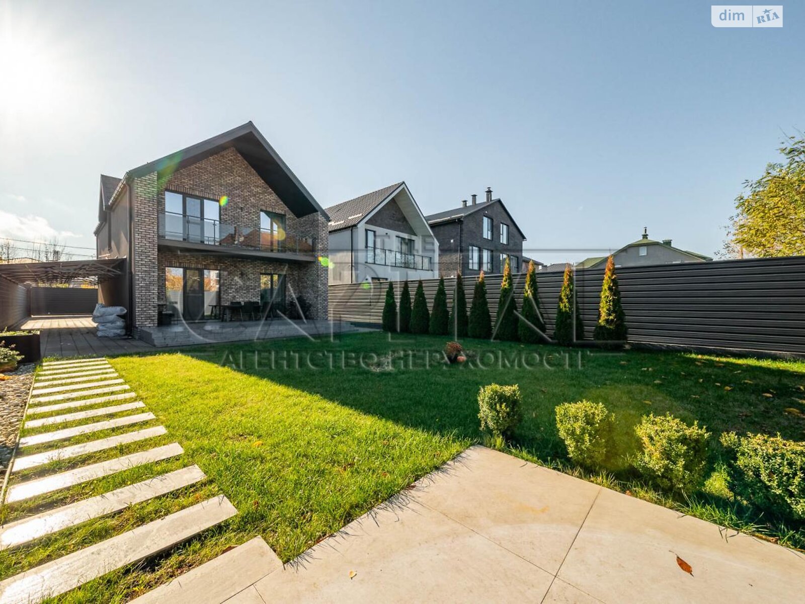 двухэтажный дом, 160 кв. м, кирпич. Сдается помесячно в Киеве фото 1