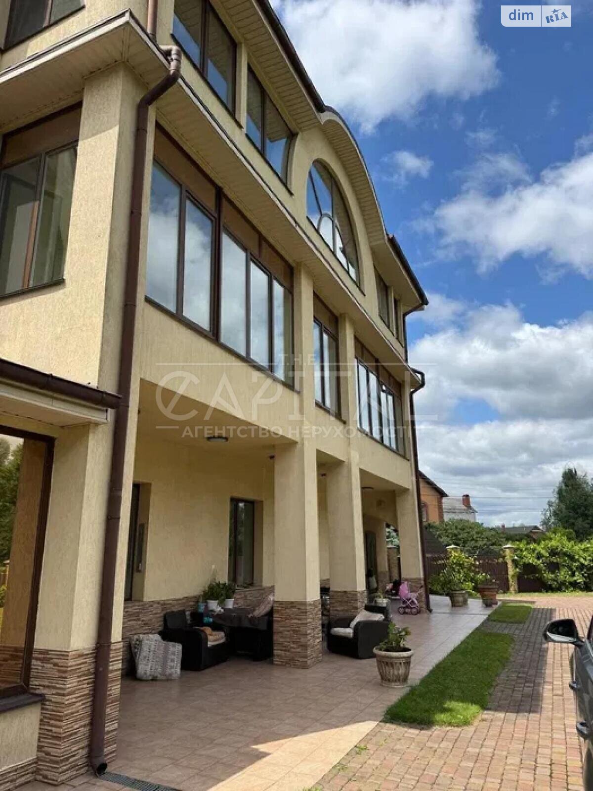 трипроверховий будинок з гаражем, 623 кв. м, кирпич. Здається помісячно в Києві, в районі Оболонський фото 1