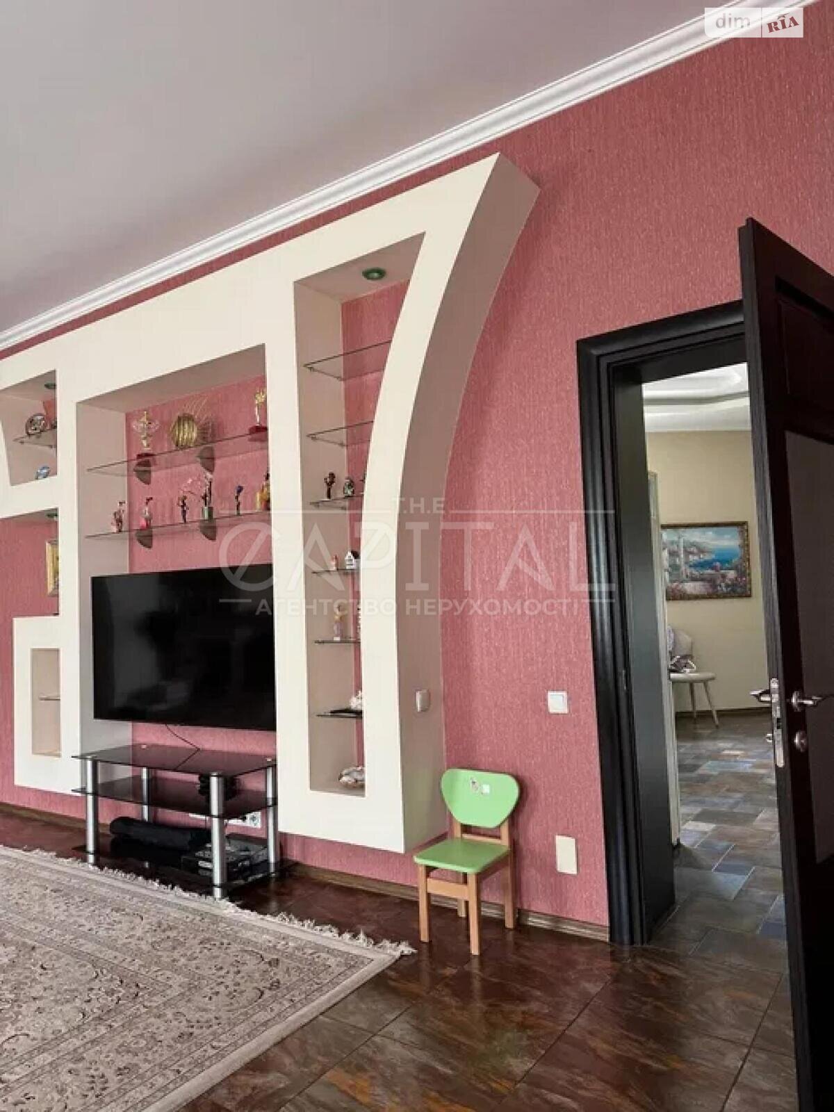 трипроверховий будинок з гаражем, 623 кв. м, кирпич. Здається помісячно в Києві, в районі Оболонський фото 1