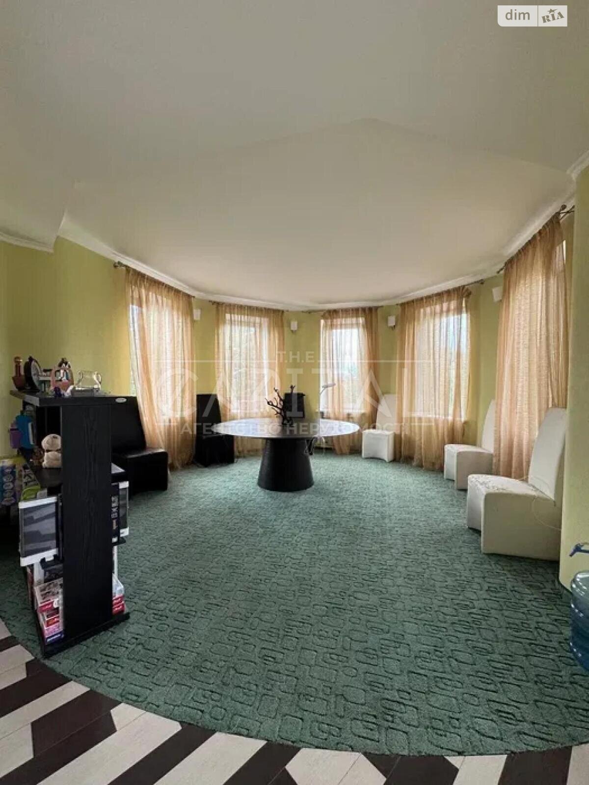 трипроверховий будинок з гаражем, 623 кв. м, кирпич. Здається помісячно в Києві, в районі Оболонський фото 1