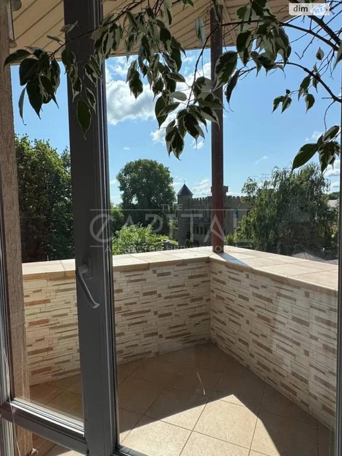 трипроверховий будинок з гаражем, 623 кв. м, кирпич. Здається помісячно в Києві, в районі Оболонський фото 1