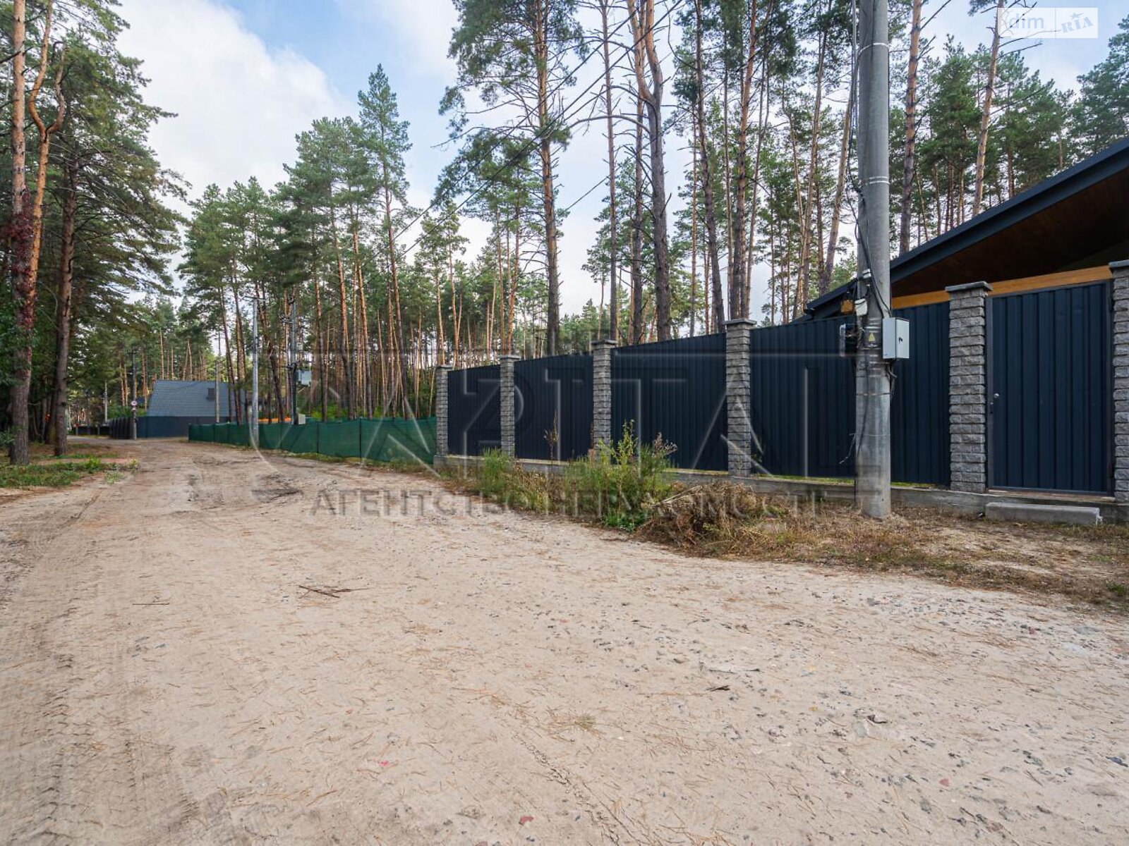 одноэтажный дом, 140 кв. м, кирпич. Сдается помесячно в Киеве, в районе Бортничи фото 1 одноэтажный дом, 140 кв. м, кирпич. Сдается помесячно в Киеве, в районе Бортничи фото 1