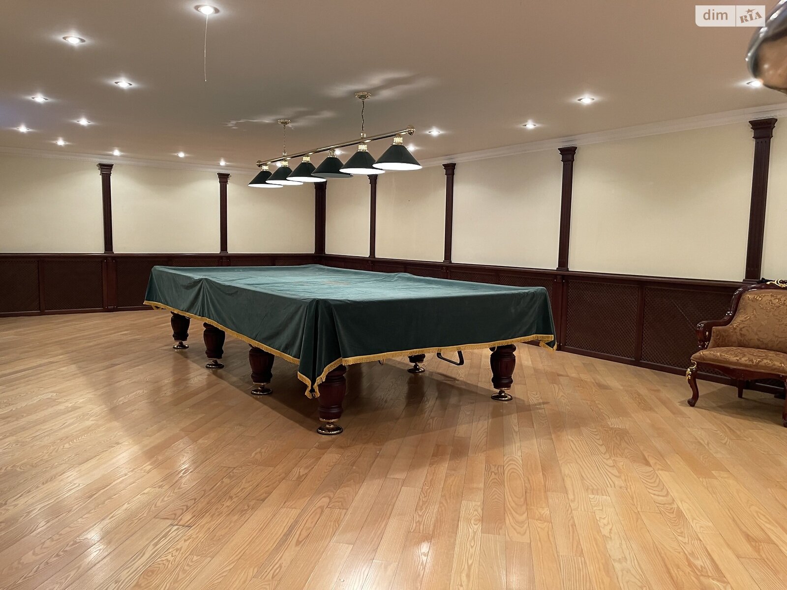 двоповерховий будинок з гаражем, 376 кв. м, кирпич. Здається помісячно в Києві, в районі Чорна Гора фото 1 двопроверховий будинок з гаражем, 376 кв. м, кирпич. Здається помісячно в Києві, в районі Чорна Гора фото 1