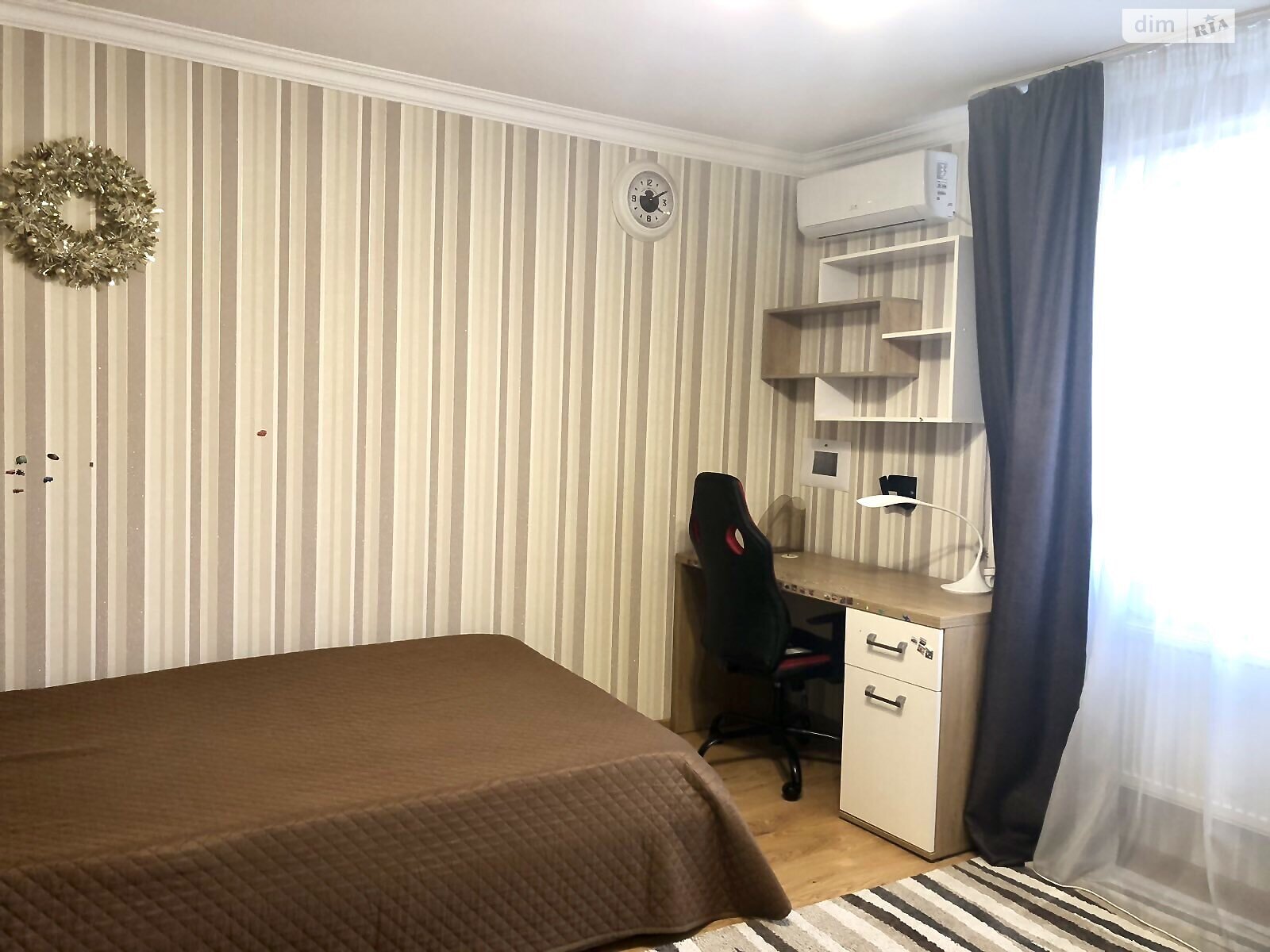 двухэтажный дом, 150 кв. м, кирпич. Сдается помесячно в Киеве, в районе Дарницкий фото 1