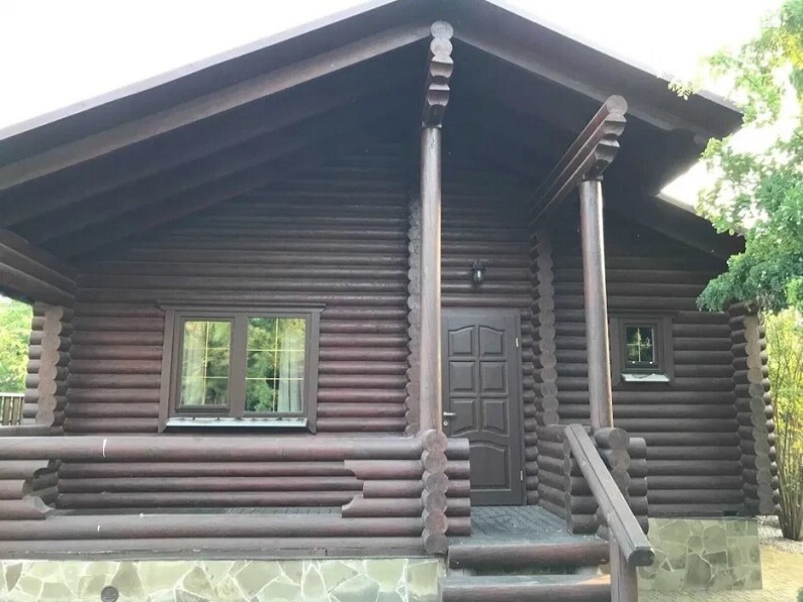 двухэтажный дом с балконом, 210 кв. м, сруб. Сдается помесячно в Киеве, в районе Дарницкий фото 1 двухэтажный дом с балконом, 210 кв. м, сруб. Сдается помесячно в Киеве, в районе Дарницкий фото 1