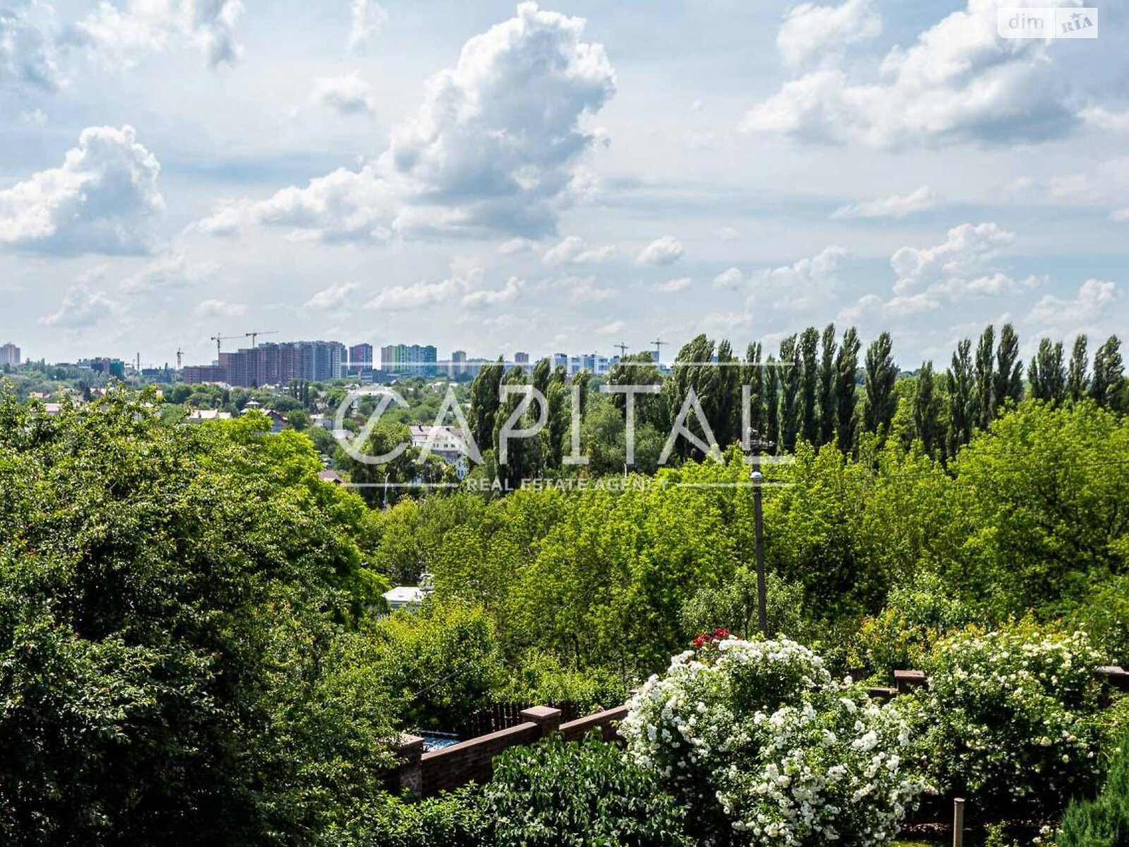 двоповерховий будинок з балконом, 250 кв. м, цегла. Здається помісячно в Києві фото 1