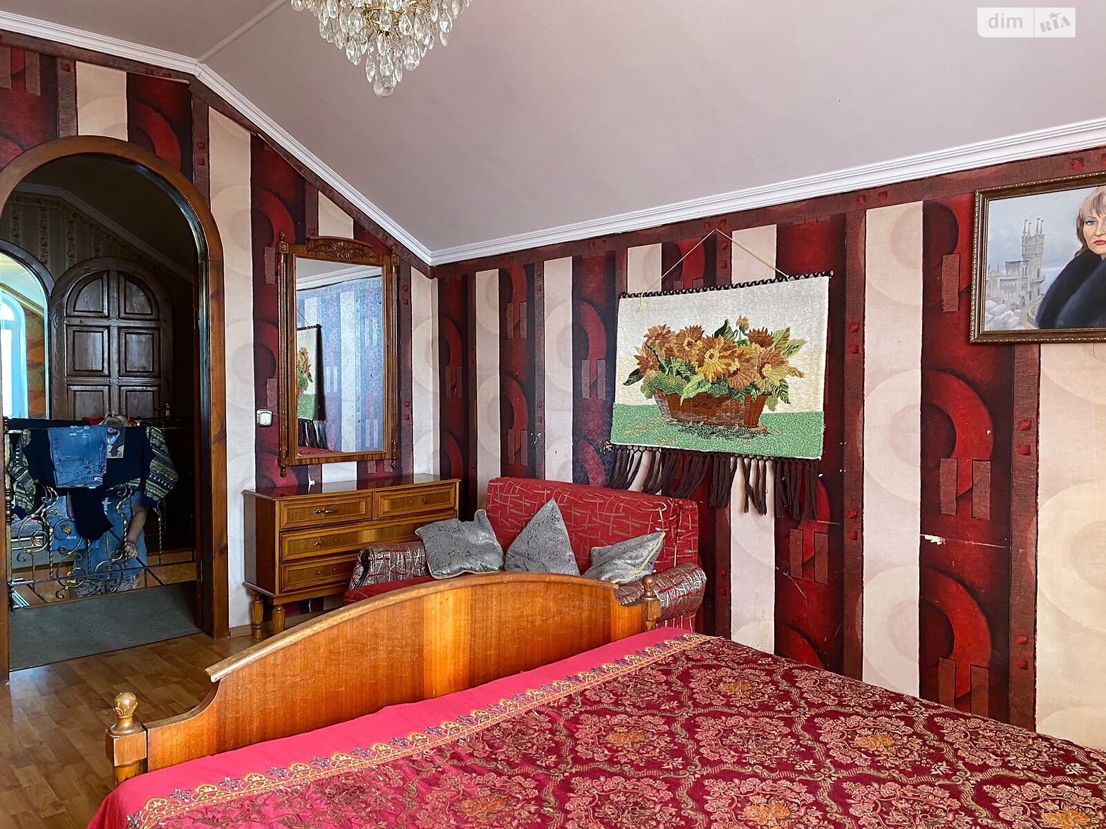 трехэтажный дом с гаражом, 295 кв. м, кирпич. Сдается помесячно в Киеве, в районе Днепровский фото 1 трехэтажный дом с гаражом, 295 кв. м, кирпич. Сдается помесячно в Киеве, в районе Днепровский фото 1