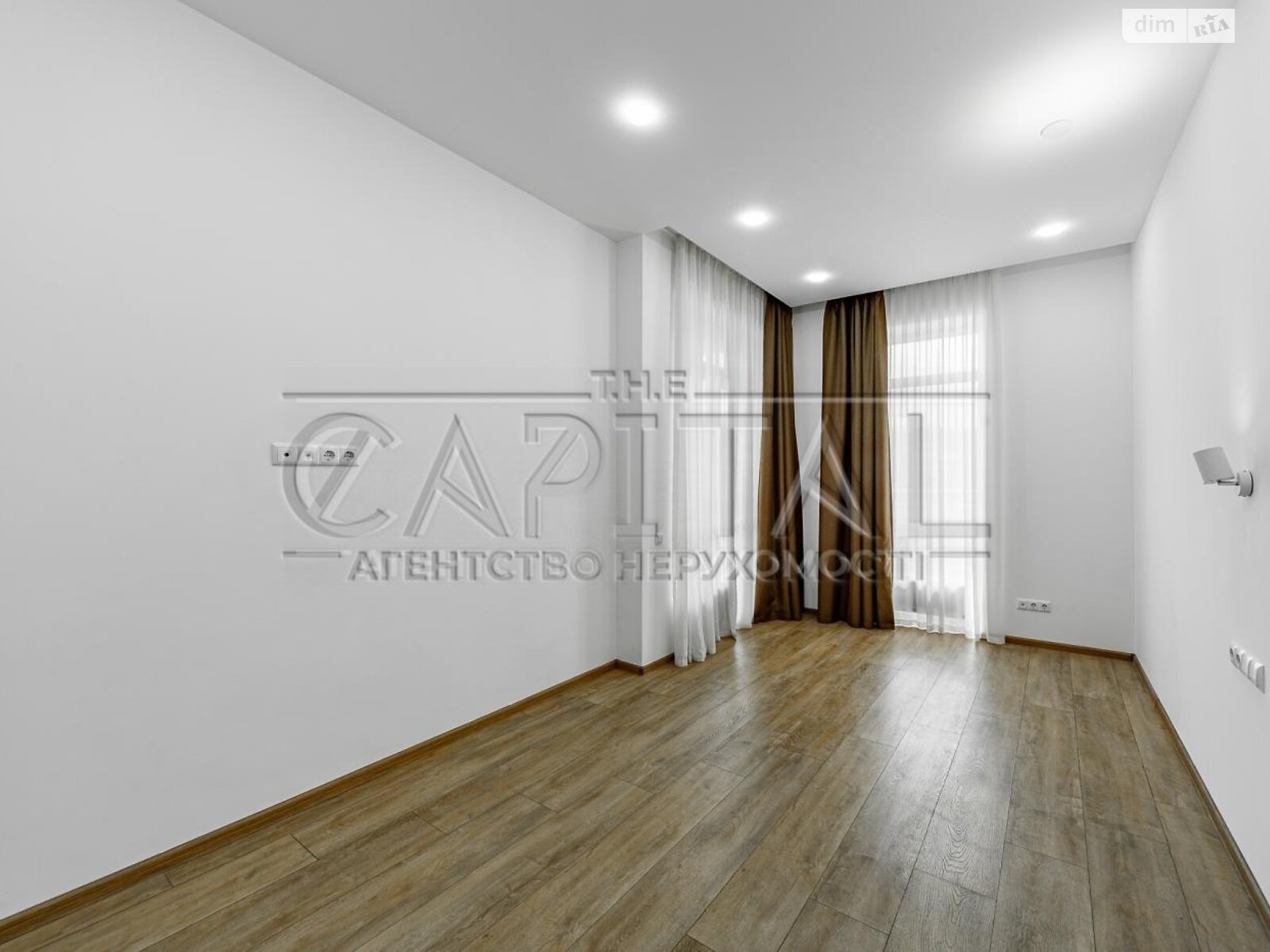 двоповерховий будинок з гаражем, 295.3 кв. м, цегла. Здається помісячно в Києві, в районі Добрий Шлях фото 1 двопроверховий будинок з гаражем, 295.3 кв. м, цегла. Здається помісячно в Києві, в районі Добрий Шлях фото 1