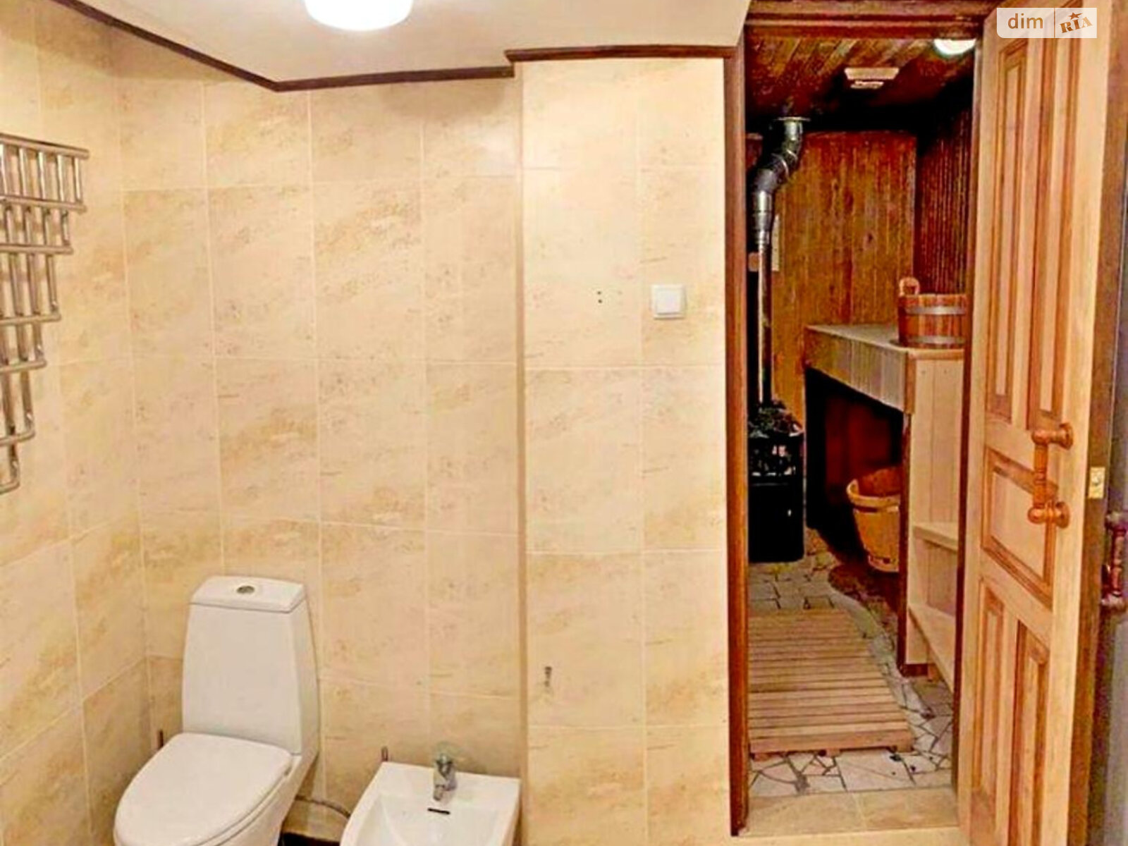 триповерховий будинок з верандою, 220 кв. м, цегла. Здається помісячно в Києві, в районі Голосіїв фото 1 трипроверховий будинок з верандою, 220 кв. м, цегла. Здається помісячно в Києві, в районі Голосіїв фото 1