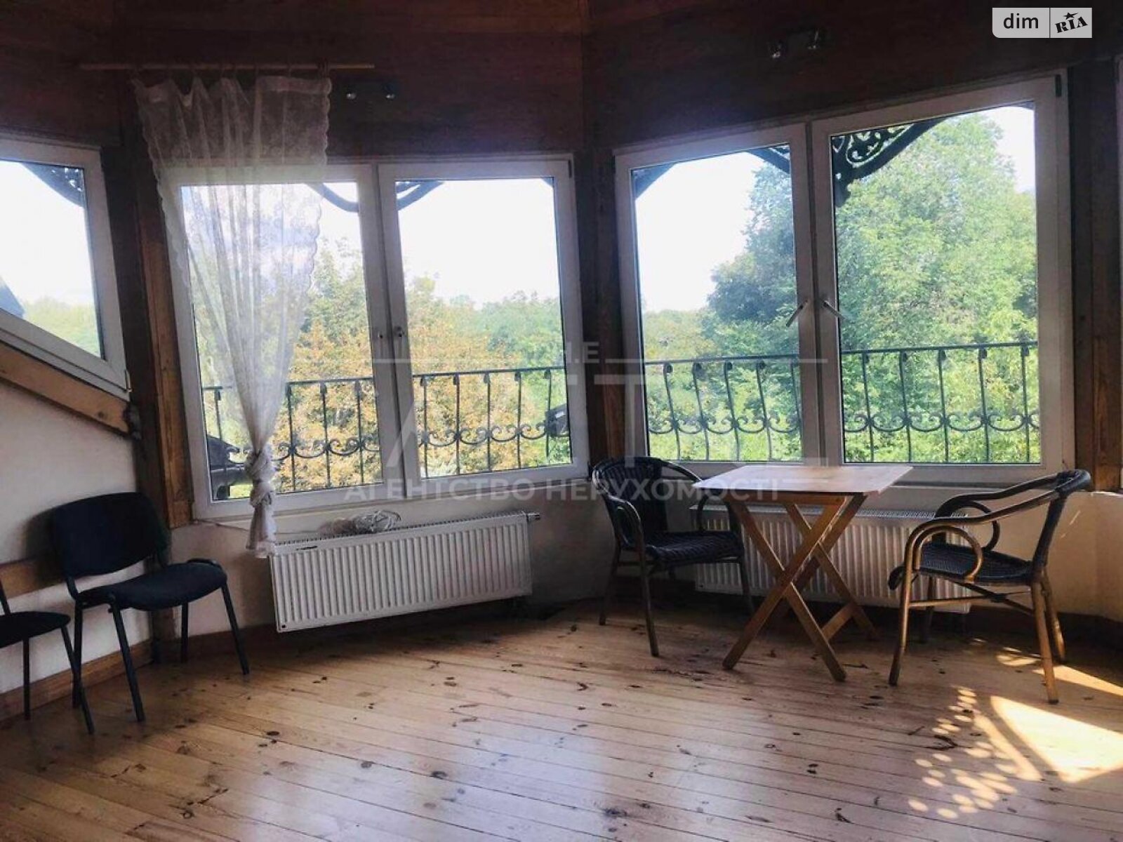 трехэтажный дом, 1390 кв. м, кирпич. Сдается помесячно в Киеве, в районе Голосеев фото 1 трехэтажный дом, 1390 кв. м, кирпич. Сдается помесячно в Киеве, в районе Голосеев фото 1