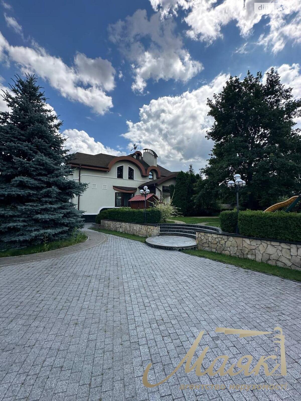 двухэтажный дом с верандой, 1500 кв. м, кирпич. Сдается помесячно в Киеве, в районе Голосеевский фото 1