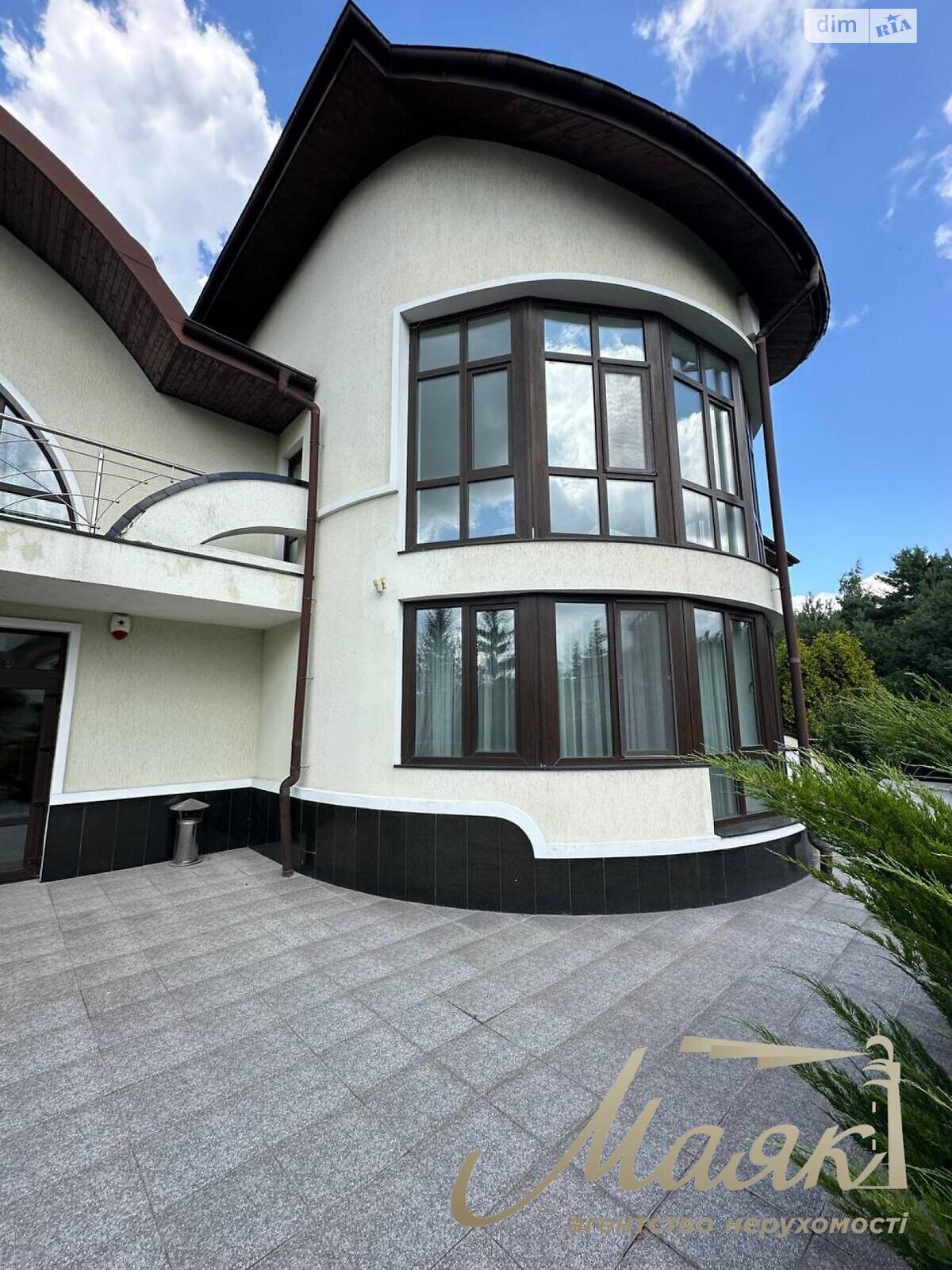 двухэтажный дом с верандой, 1500 кв. м, кирпич. Сдается помесячно в Киеве, в районе Голосеевский фото 1