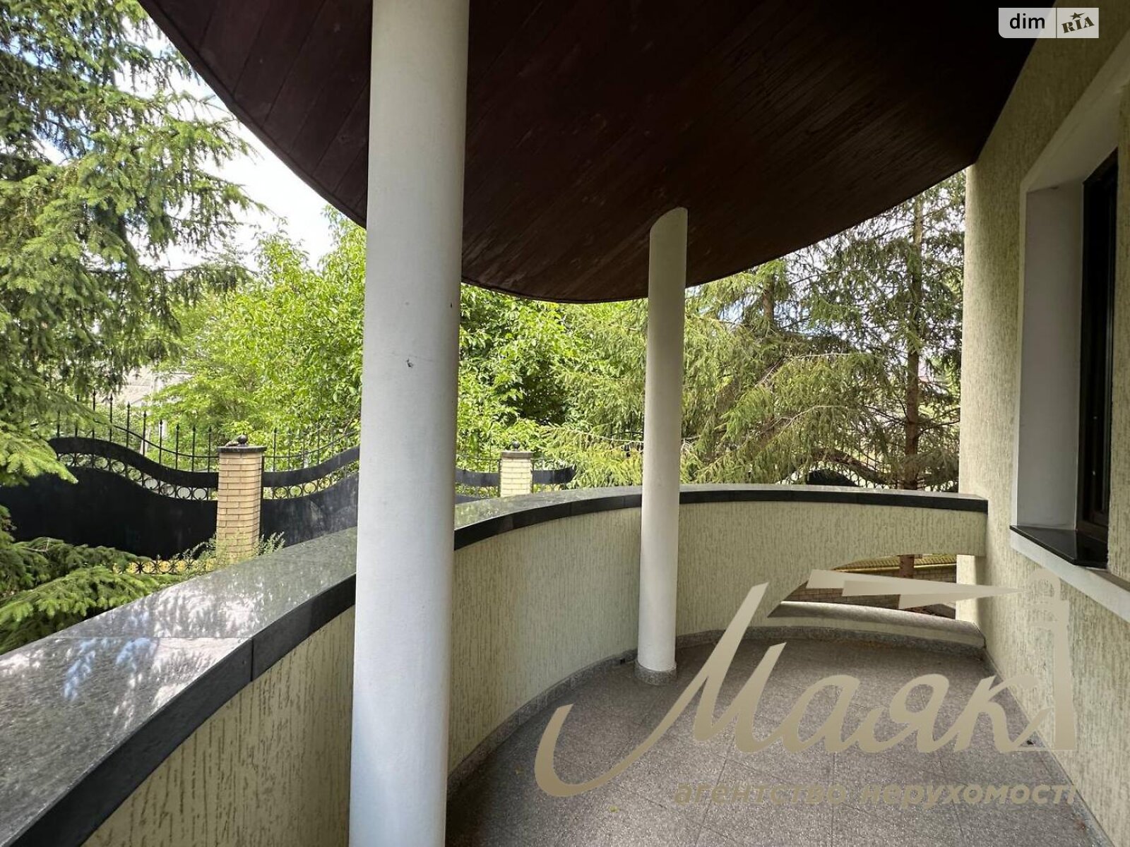 двухэтажный дом с верандой, 1500 кв. м, кирпич. Сдается помесячно в Киеве, в районе Голосеевский фото 1