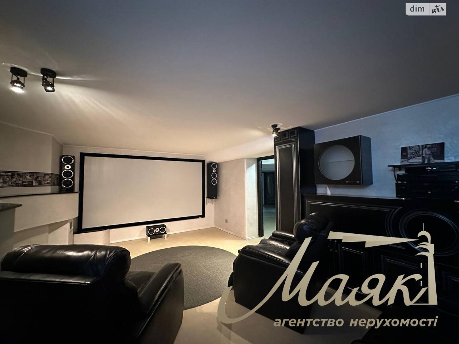 двухэтажный дом с верандой, 1500 кв. м, кирпич. Сдается помесячно в Киеве, в районе Голосеевский фото 1