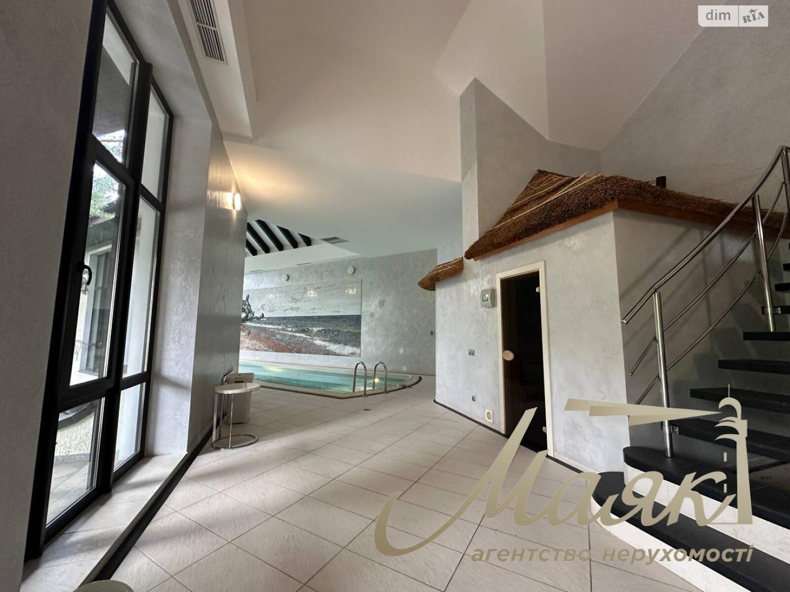 двухэтажный дом с верандой, 1500 кв. м, кирпич. Сдается помесячно в Киеве, в районе Голосеевский фото 1