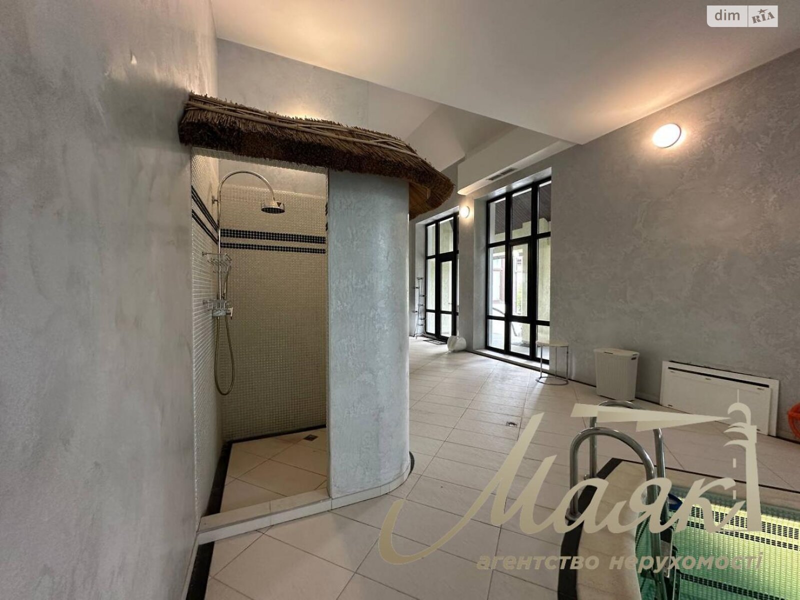 двухэтажный дом с верандой, 1500 кв. м, кирпич. Сдается помесячно в Киеве, в районе Голосеевский фото 1