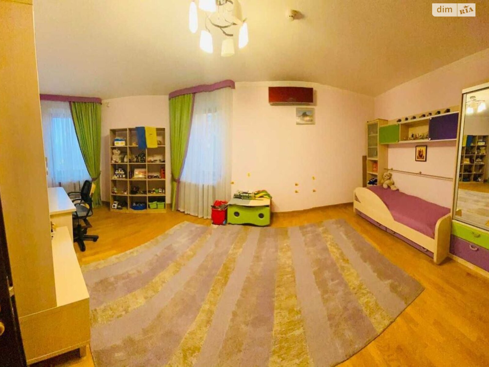триповерховий будинок, 550 кв. м, кирпич. Здається помісячно в Києві, в районі Голосіївський фото 1 трипроверховий будинок, 550 кв. м, кирпич. Здається помісячно в Києві, в районі Голосіївський фото 1