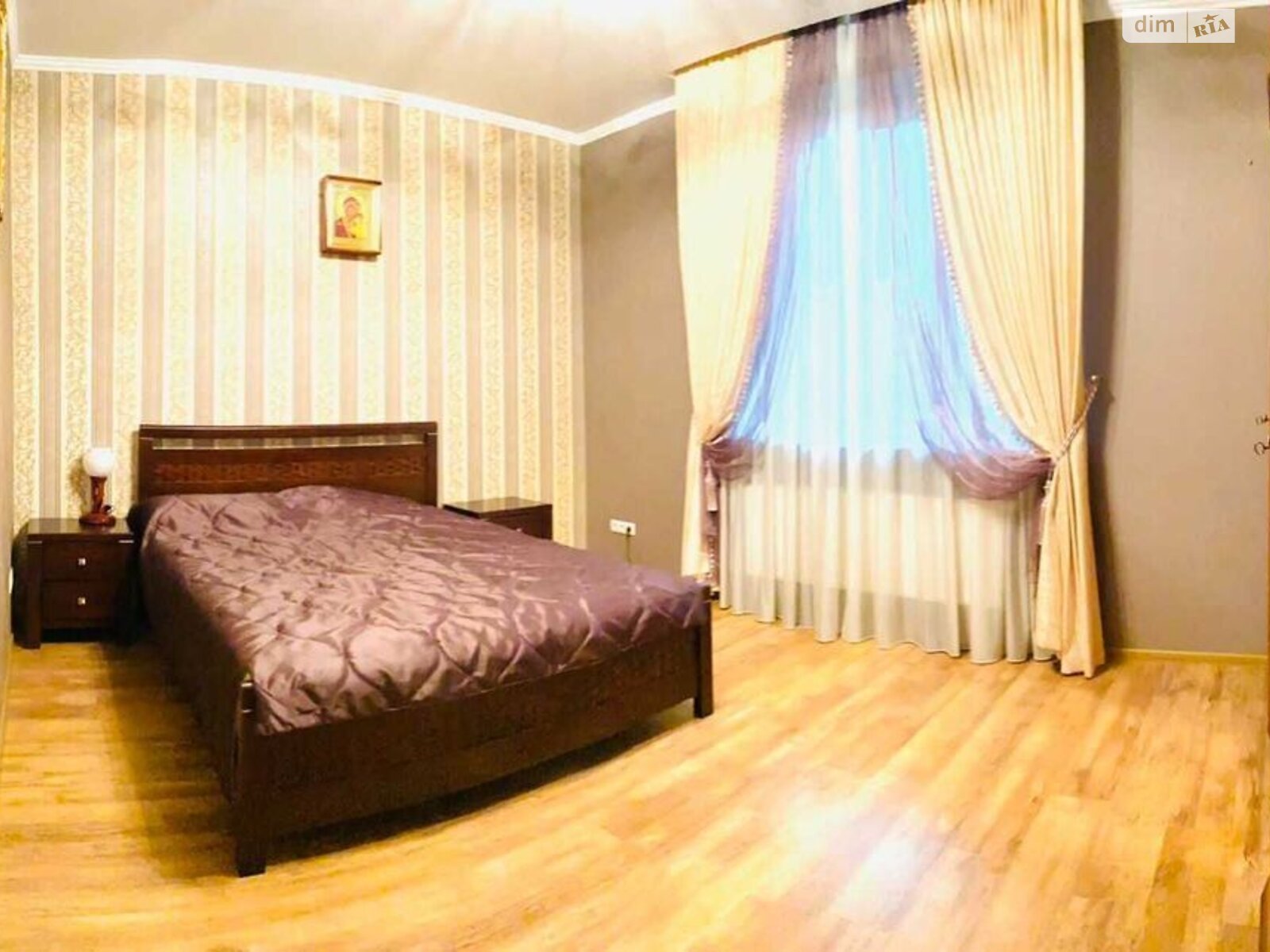 триповерховий будинок, 550 кв. м, кирпич. Здається помісячно в Києві, в районі Голосіївський фото 1 трипроверховий будинок, 550 кв. м, кирпич. Здається помісячно в Києві, в районі Голосіївський фото 1