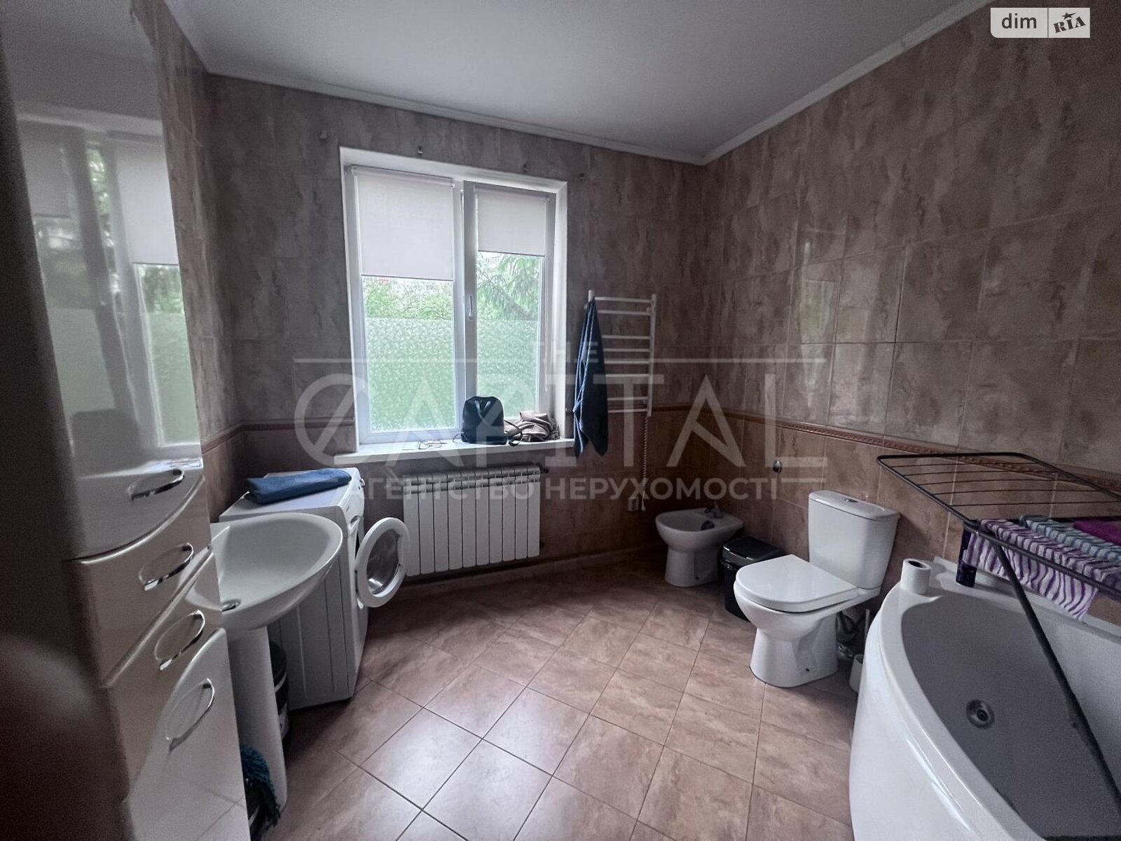 двоповерховий будинок, 253.7 кв. м, цегла. Здається помісячно в Києві, в районі Караваєві Дачі фото 1 двопроверховий будинок, 253.7 кв. м, цегла. Здається помісячно в Києві, в районі Караваєві Дачі фото 1