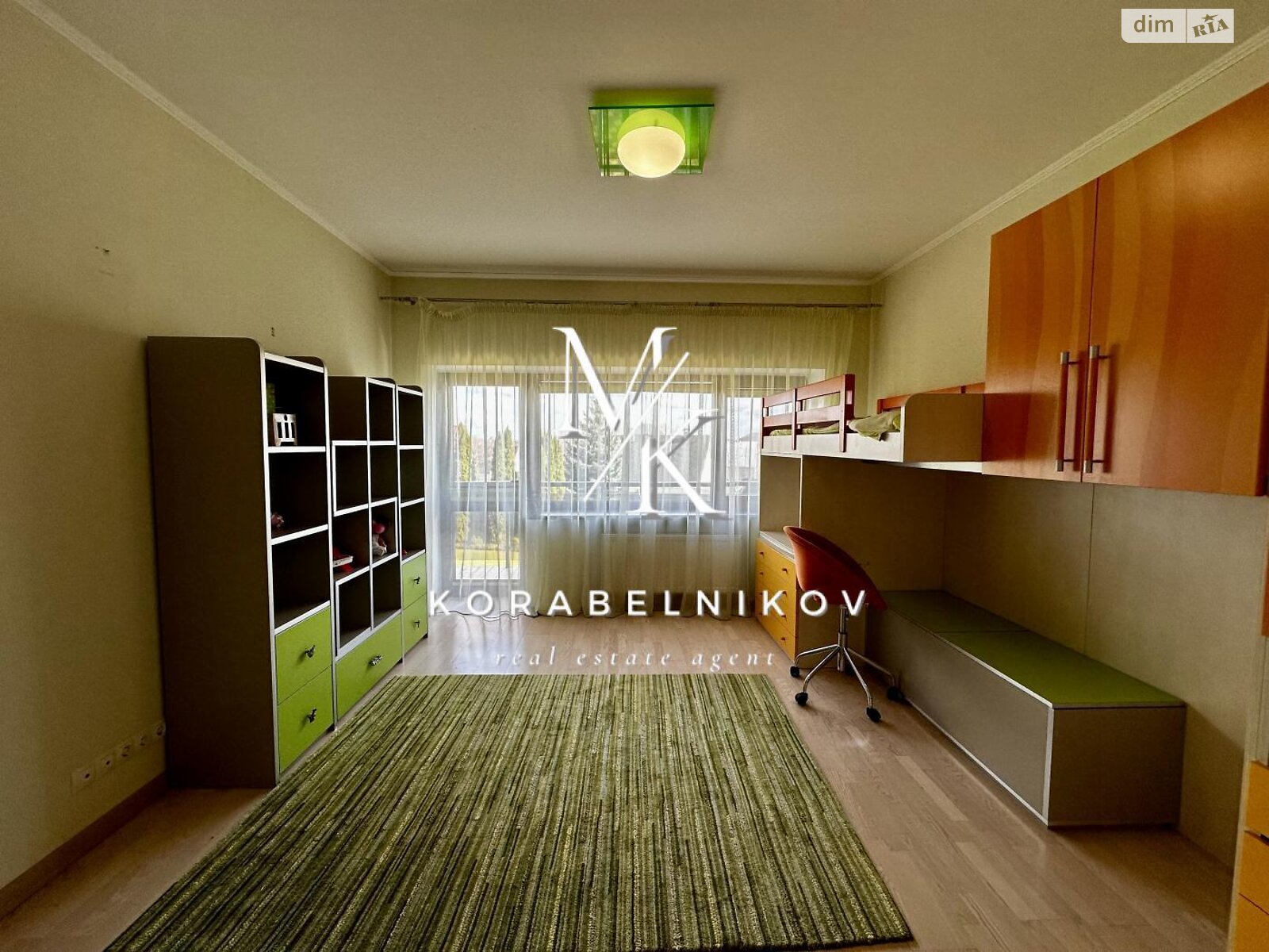 двухэтажный дом с балконом, 321.4 кв. м, кирпич. Сдается помесячно в Киеве, в районе Корчеватое фото 1 двухэтажный дом с балконом, 321.4 кв. м, кирпич. Сдается помесячно в Киеве, в районе Корчеватое фото 1