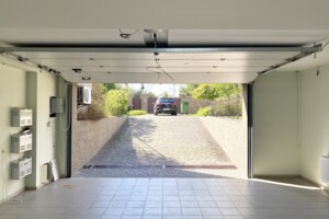 трехэтажный дом с гаражом, 320 кв. м, кирпич. Сдается помесячно в Киеве фото 2 трехэтажный дом с гаражом, 320 кв. м, кирпич. Сдается помесячно в Киеве фото 2