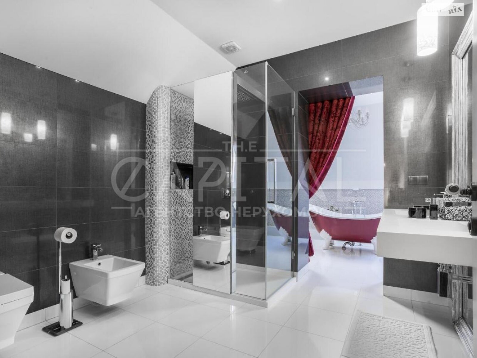 двухэтажный дом с гаражом, 220 кв. м, кирпич. Сдается помесячно в Киеве, в районе Нижние сады фото 1 двухэтажный дом с гаражом, 220 кв. м, кирпич. Сдается помесячно в Киеве, в районе Нижние сады фото 1