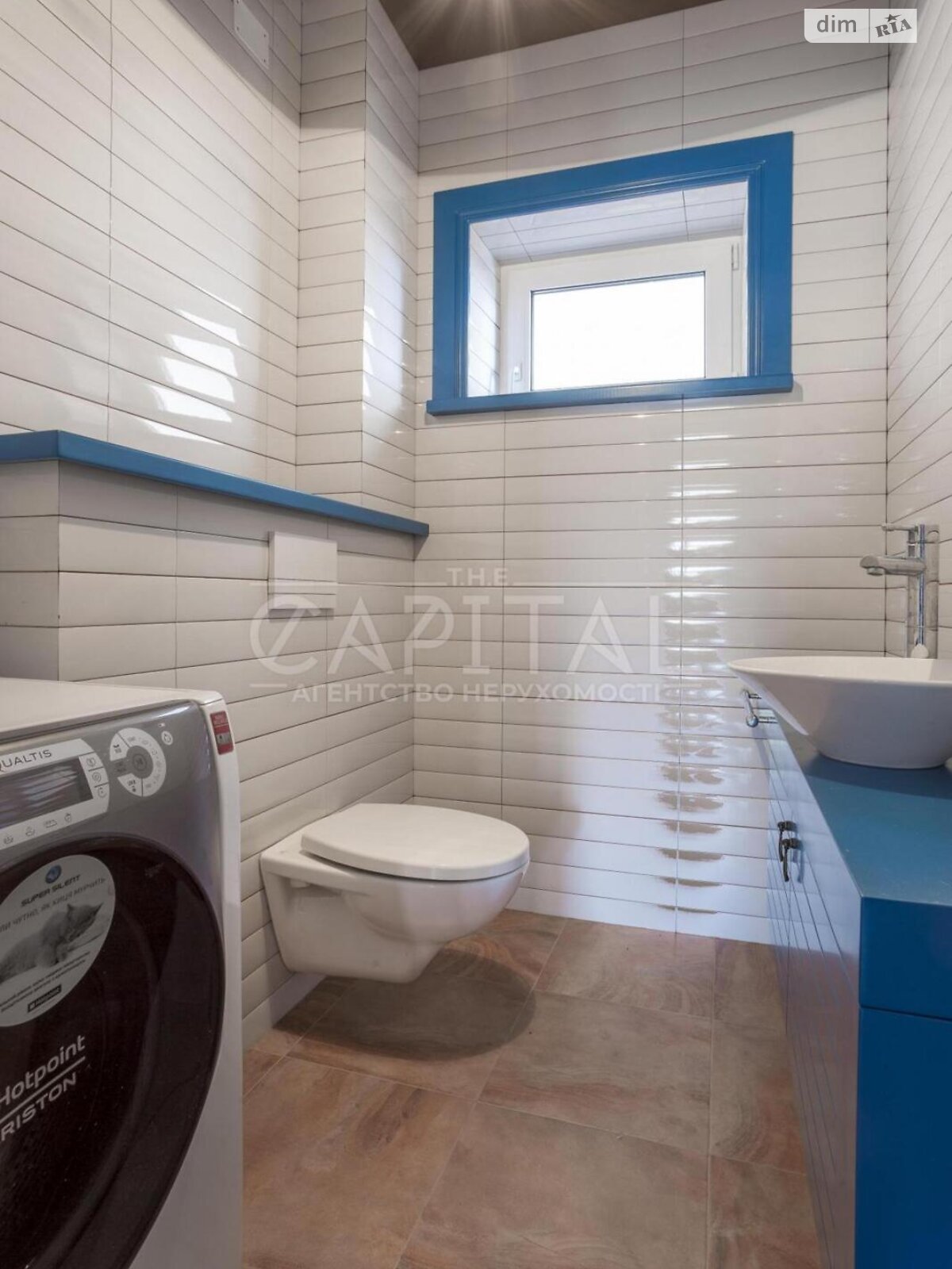 двухэтажный дом с гаражом, 220 кв. м, кирпич. Сдается помесячно в Киеве, в районе Нижние сады фото 1 двухэтажный дом с гаражом, 220 кв. м, кирпич. Сдается помесячно в Киеве, в районе Нижние сады фото 1