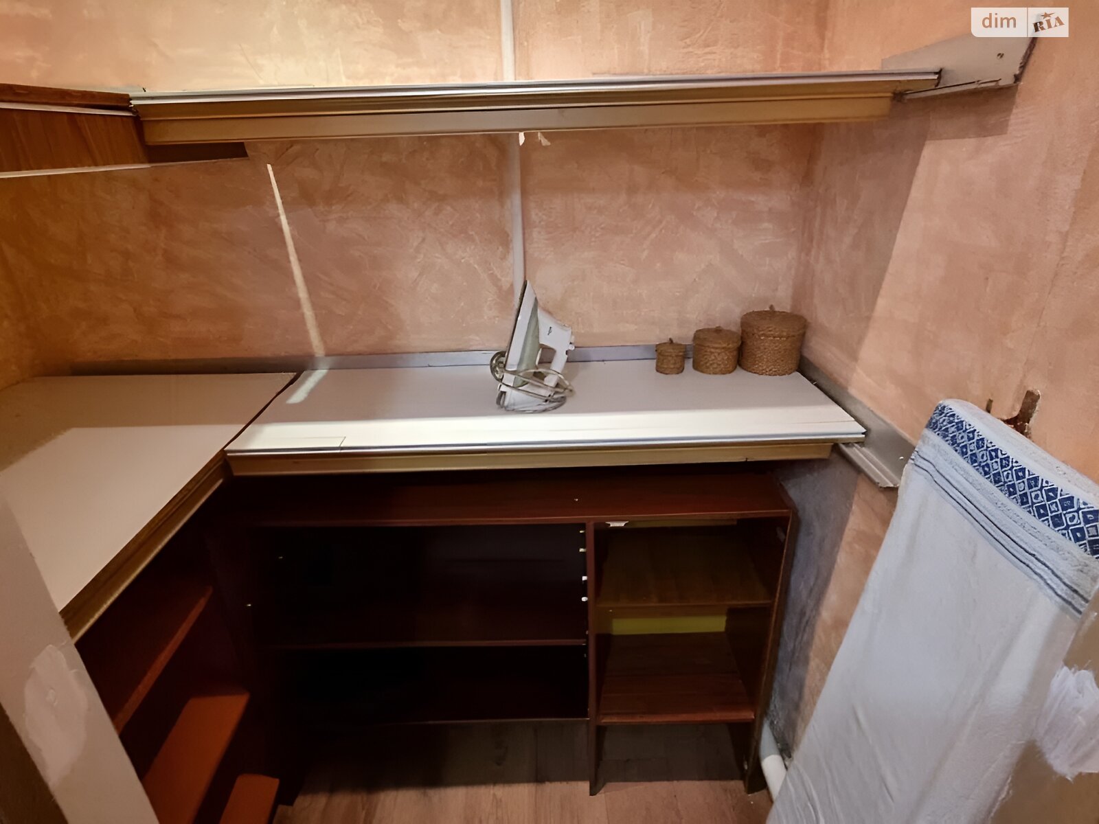 двоповерховий будинок з верандою, 160 кв. м, цегла. Здається помісячно в Києві, в районі Нижні сади фото 1 двопроверховий будинок з верандою, 160 кв. м, цегла. Здається помісячно в Києві, в районі Нижні сади фото 1