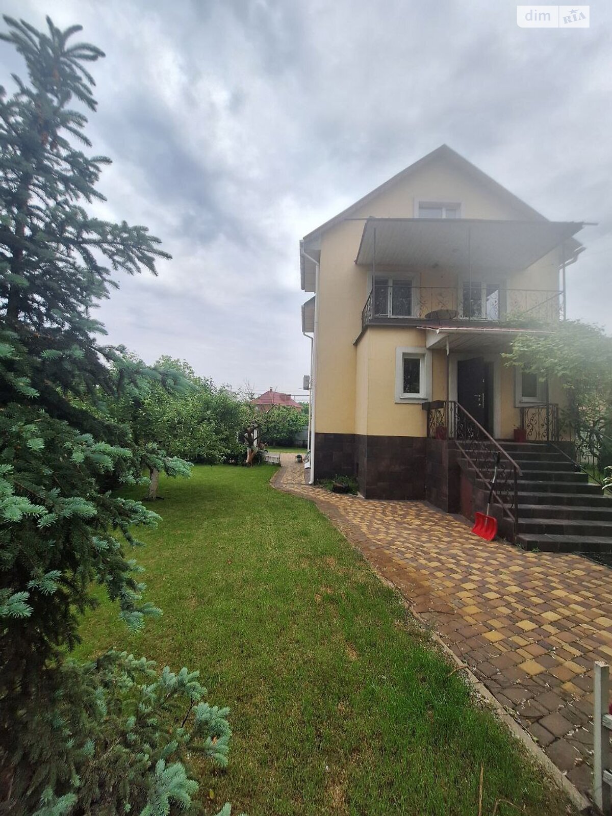 двоповерховий будинок з балконом, 180 кв. м, піноблок. Здається помісячно в Києві, в районі Нижні сади фото 1 двопроверховий будинок з балконом, 180 кв. м, піноблок. Здається помісячно в Києві, в районі Нижні сади фото 1