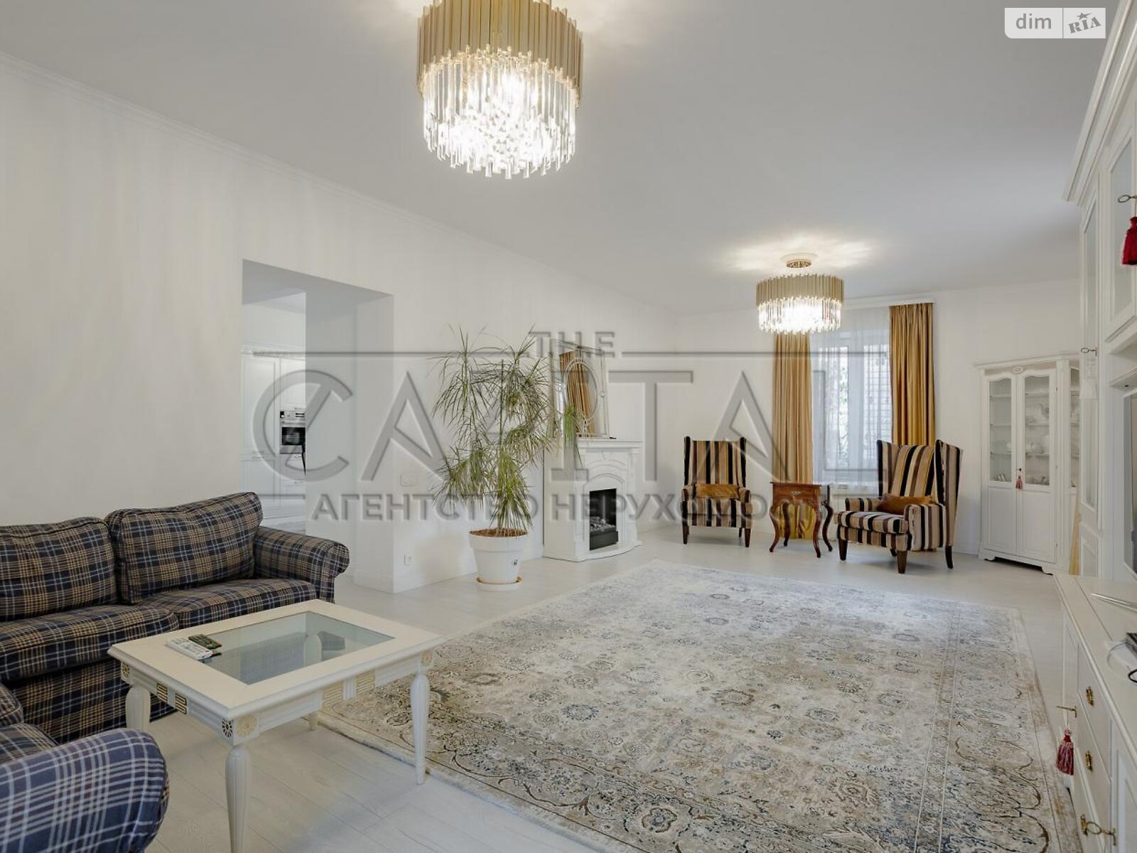 триповерховий будинок з верандою, 220 кв. м, кирпич. Здається помісячно в Києві, в районі Нижні сади фото 1 трипроверховий будинок з верандою, 220 кв. м, кирпич. Здається помісячно в Києві, в районі Нижні сади фото 1