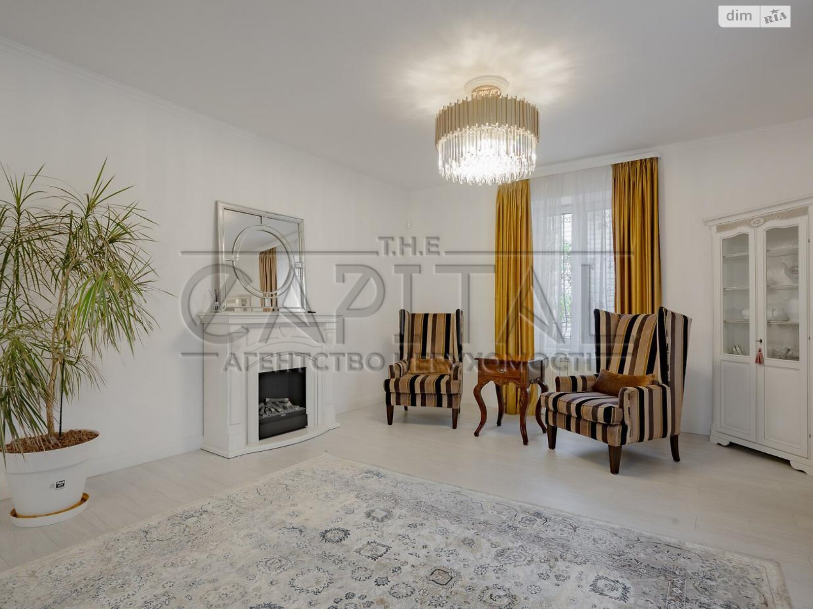 триповерховий будинок з верандою, 220 кв. м, кирпич. Здається помісячно в Києві, в районі Нижні сади фото 1 трипроверховий будинок з верандою, 220 кв. м, кирпич. Здається помісячно в Києві, в районі Нижні сади фото 1