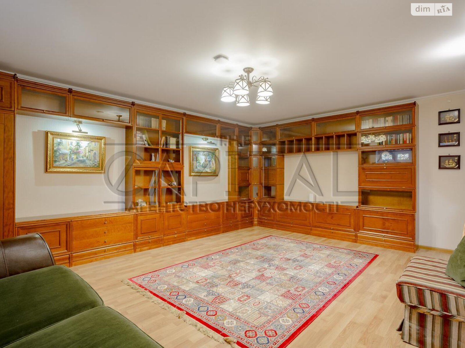 триповерховий будинок з верандою, 220 кв. м, кирпич. Здається помісячно в Києві, в районі Нижні сади фото 1 трипроверховий будинок з верандою, 220 кв. м, кирпич. Здається помісячно в Києві, в районі Нижні сади фото 1