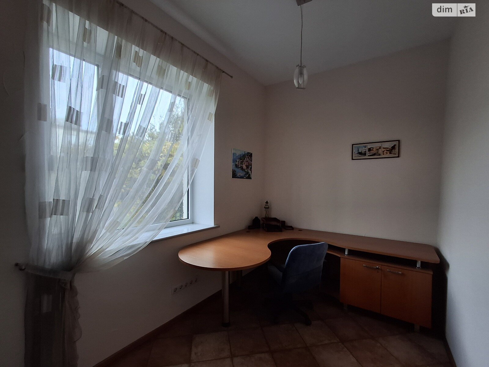 двоповерховий будинок з верандою, 200 кв. м, цегла. Здається помісячно в Києві, в районі Нивки фото 1 двопроверховий будинок з верандою, 200 кв. м, цегла. Здається помісячно в Києві, в районі Нивки фото 1