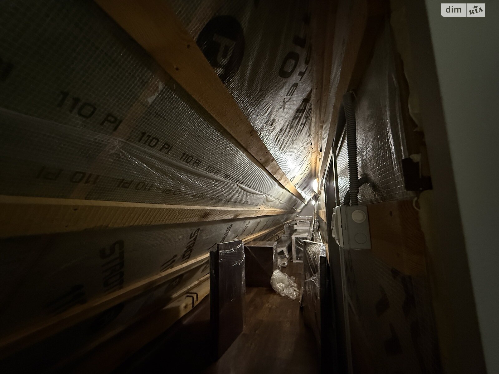 трехэтажный дом с верандой, 360 кв. м, кирпич. Сдается помесячно в Киеве, в районе Нивки фото 1