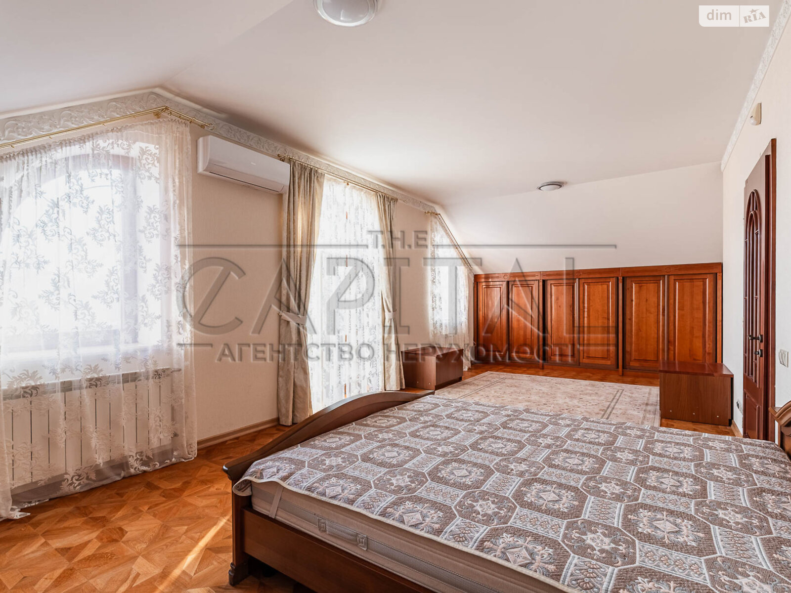 двухэтажный дом беседка, 180 кв. м, кирпич. Сдается помесячно в Киеве, в районе Оболонь фото 1