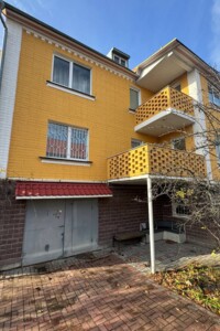 триповерховий будинок з балконом, 310 кв. м, цегла. Здається помісячно в Києві, в районі undefined фото 2 трипроверховий будинок з балконом, 310 кв. м, цегла. Здається помісячно в Києві, в районі undefined фото 2