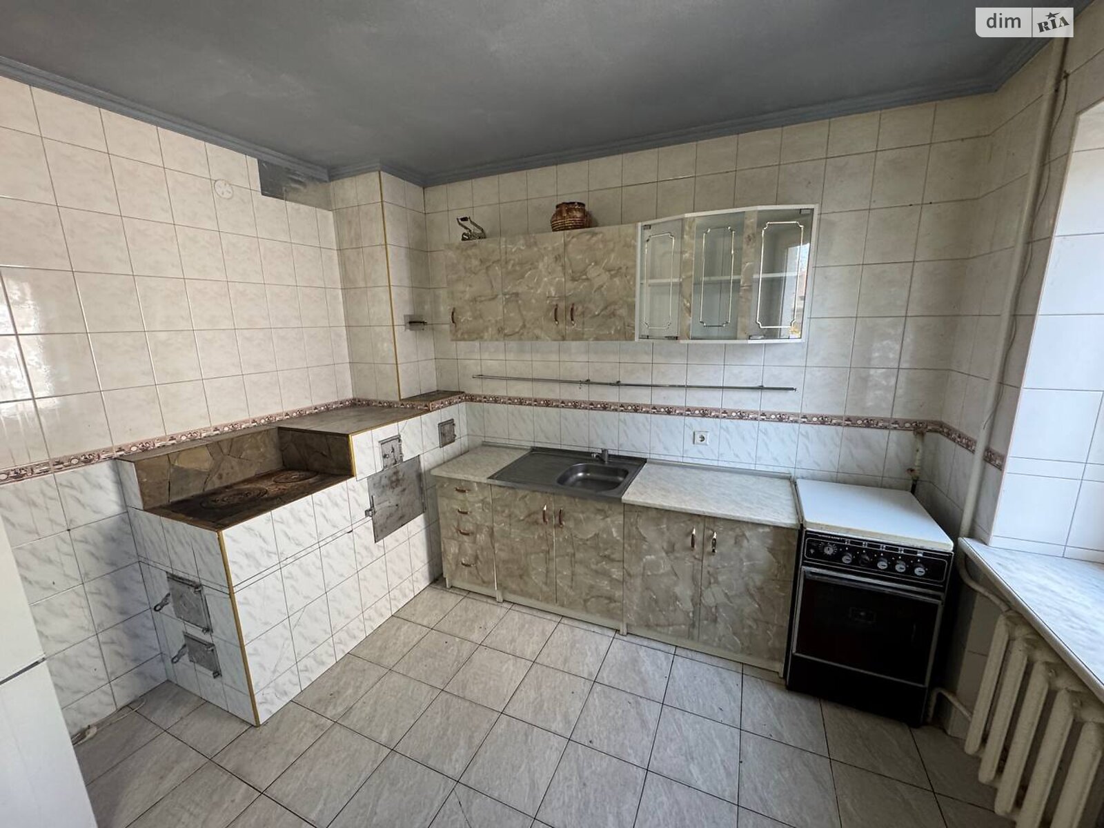 триповерховий будинок з балконом, 310 кв. м, цегла. Здається помісячно в Києві, в районі undefined фото 1 трипроверховий будинок з балконом, 310 кв. м, цегла. Здається помісячно в Києві, в районі undefined фото 1