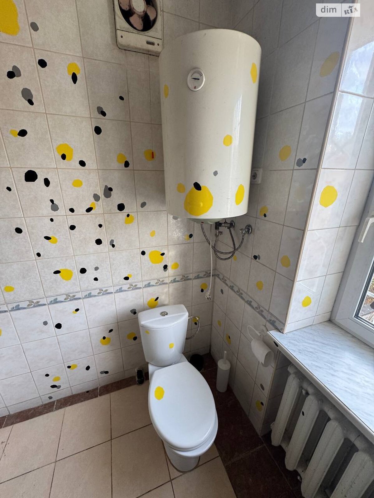 триповерховий будинок з балконом, 310 кв. м, цегла. Здається помісячно в Києві, в районі undefined фото 1 трипроверховий будинок з балконом, 310 кв. м, цегла. Здається помісячно в Києві, в районі undefined фото 1