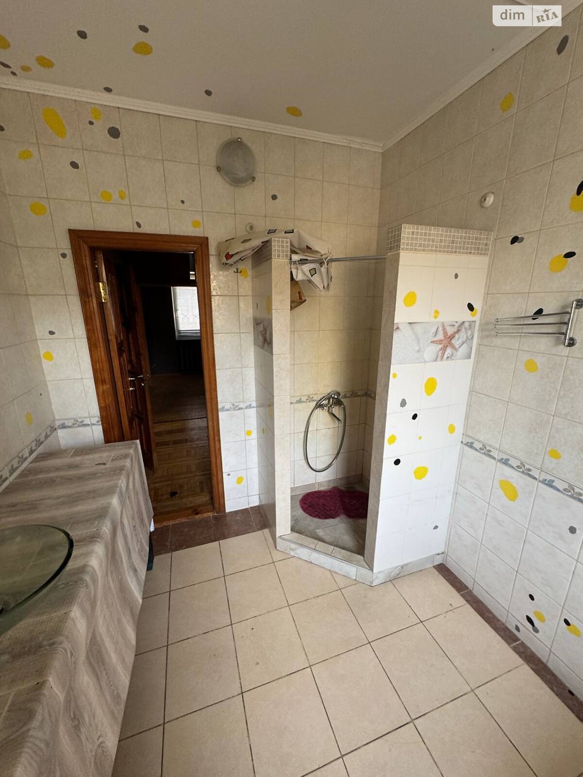 триповерховий будинок з балконом, 310 кв. м, цегла. Здається помісячно в Києві, в районі undefined фото 1 трипроверховий будинок з балконом, 310 кв. м, цегла. Здається помісячно в Києві, в районі undefined фото 1