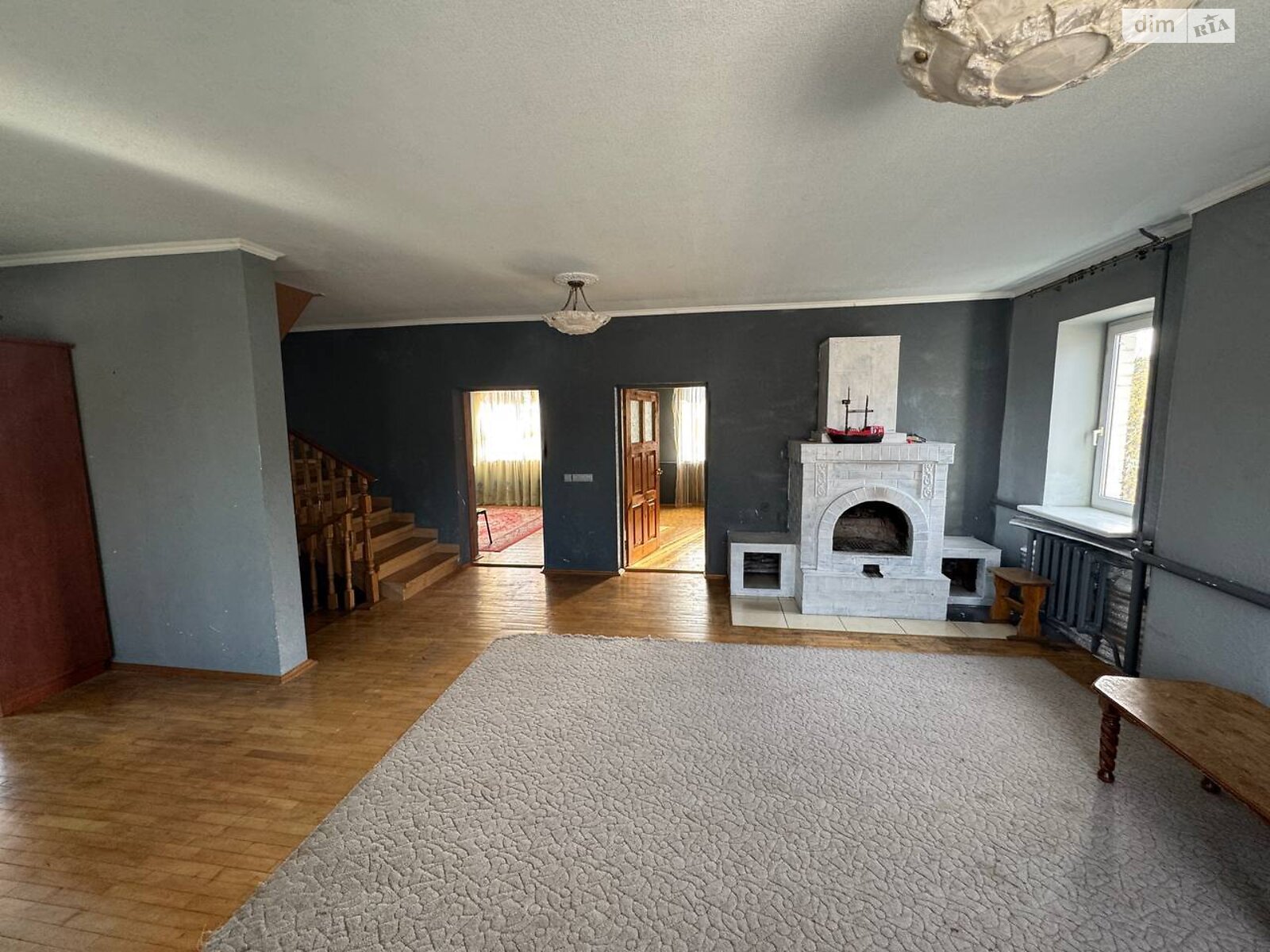 триповерховий будинок з балконом, 310 кв. м, цегла. Здається помісячно в Києві, в районі undefined фото 1 трипроверховий будинок з балконом, 310 кв. м, цегла. Здається помісячно в Києві, в районі undefined фото 1