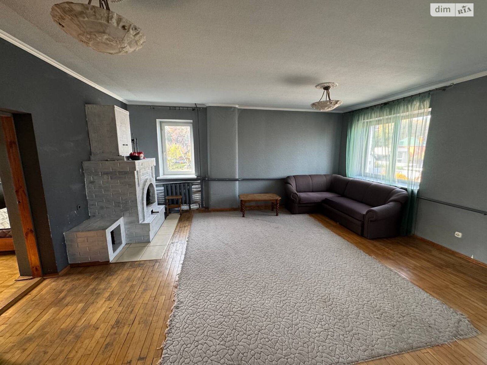 триповерховий будинок з балконом, 310 кв. м, цегла. Здається помісячно в Києві, в районі undefined фото 1 трипроверховий будинок з балконом, 310 кв. м, цегла. Здається помісячно в Києві, в районі undefined фото 1