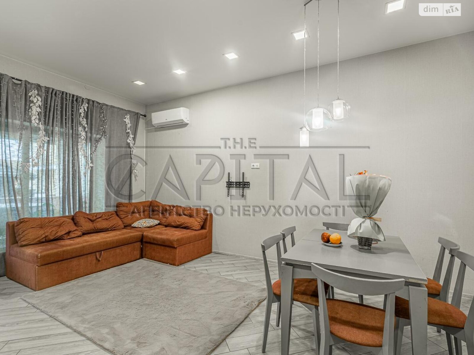 двухэтажный дом, 125 кв. м, кирпич. Сдается помесячно в Киеве, в районе Оболонский фото 1 двухэтажный дом, 125 кв. м, кирпич. Сдается помесячно в Киеве, в районе Оболонский фото 1