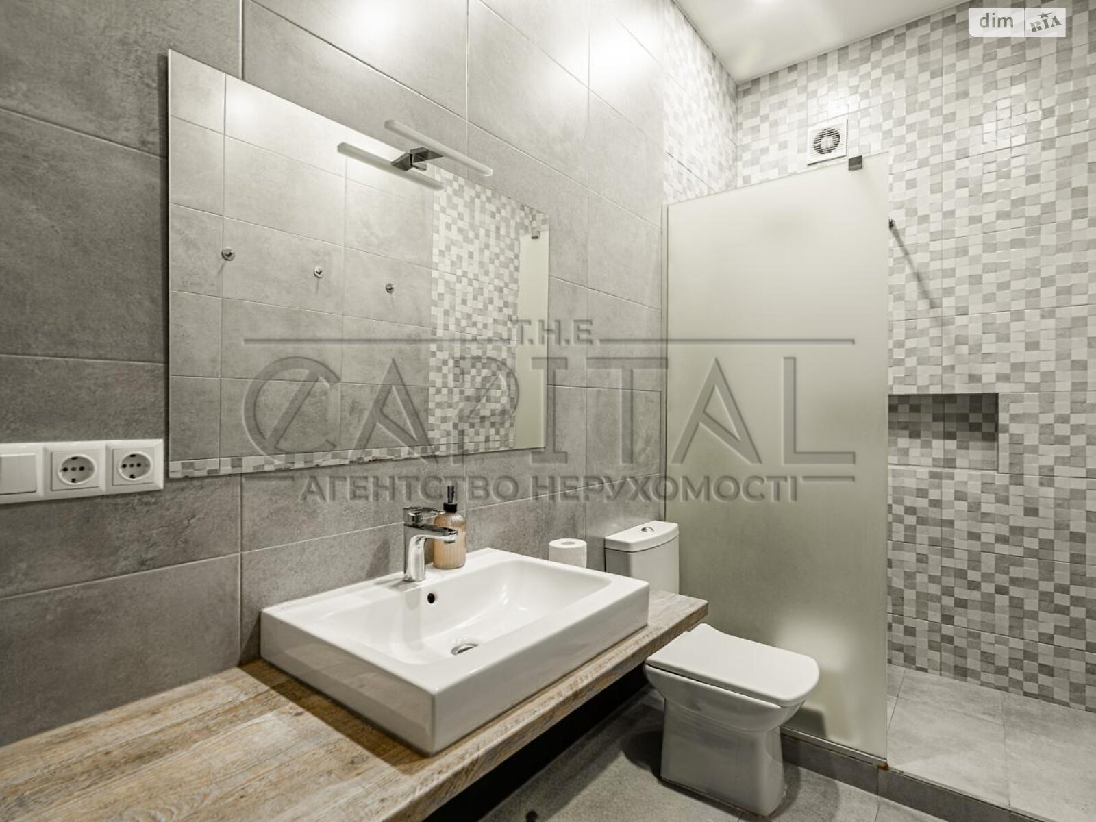 двухэтажный дом, 125 кв. м, кирпич. Сдается помесячно в Киеве, в районе Оболонский фото 1 двухэтажный дом, 125 кв. м, кирпич. Сдается помесячно в Киеве, в районе Оболонский фото 1