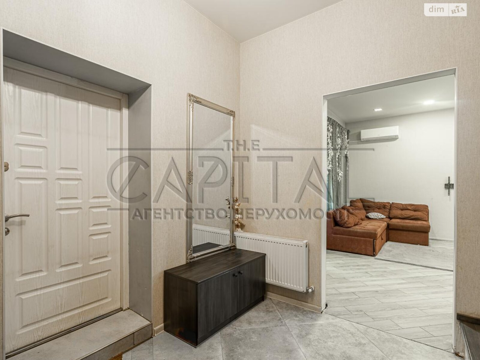 двухэтажный дом, 125 кв. м, кирпич. Сдается помесячно в Киеве, в районе Оболонский фото 1 двухэтажный дом, 125 кв. м, кирпич. Сдается помесячно в Киеве, в районе Оболонский фото 1