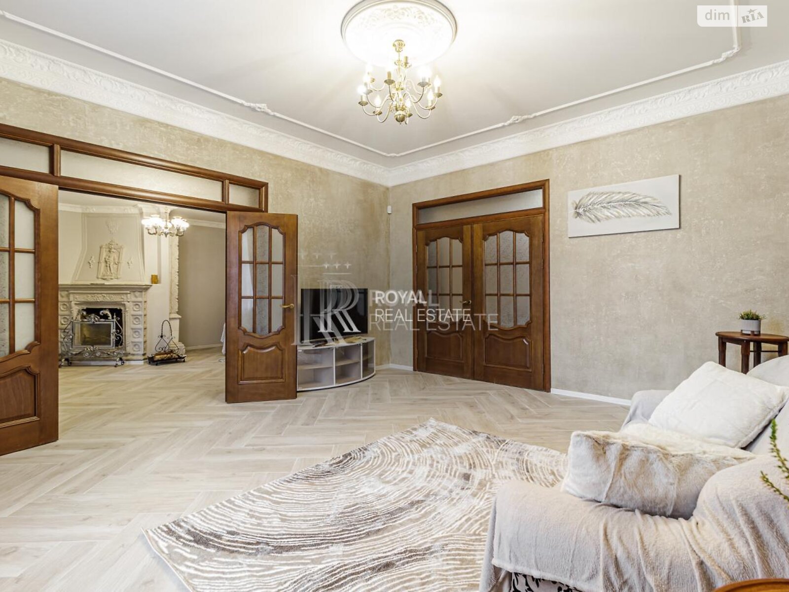 двухэтажный дом, 300 кв. м, кирпич. Сдается помесячно в Киеве, в районе Оболонский фото 1 двухэтажный дом, 300 кв. м, кирпич. Сдается помесячно в Киеве, в районе Оболонский фото 1