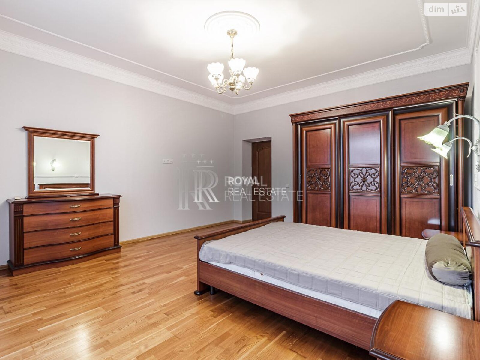 двухэтажный дом, 300 кв. м, кирпич. Сдается помесячно в Киеве, в районе Оболонский фото 1 двухэтажный дом, 300 кв. м, кирпич. Сдается помесячно в Киеве, в районе Оболонский фото 1