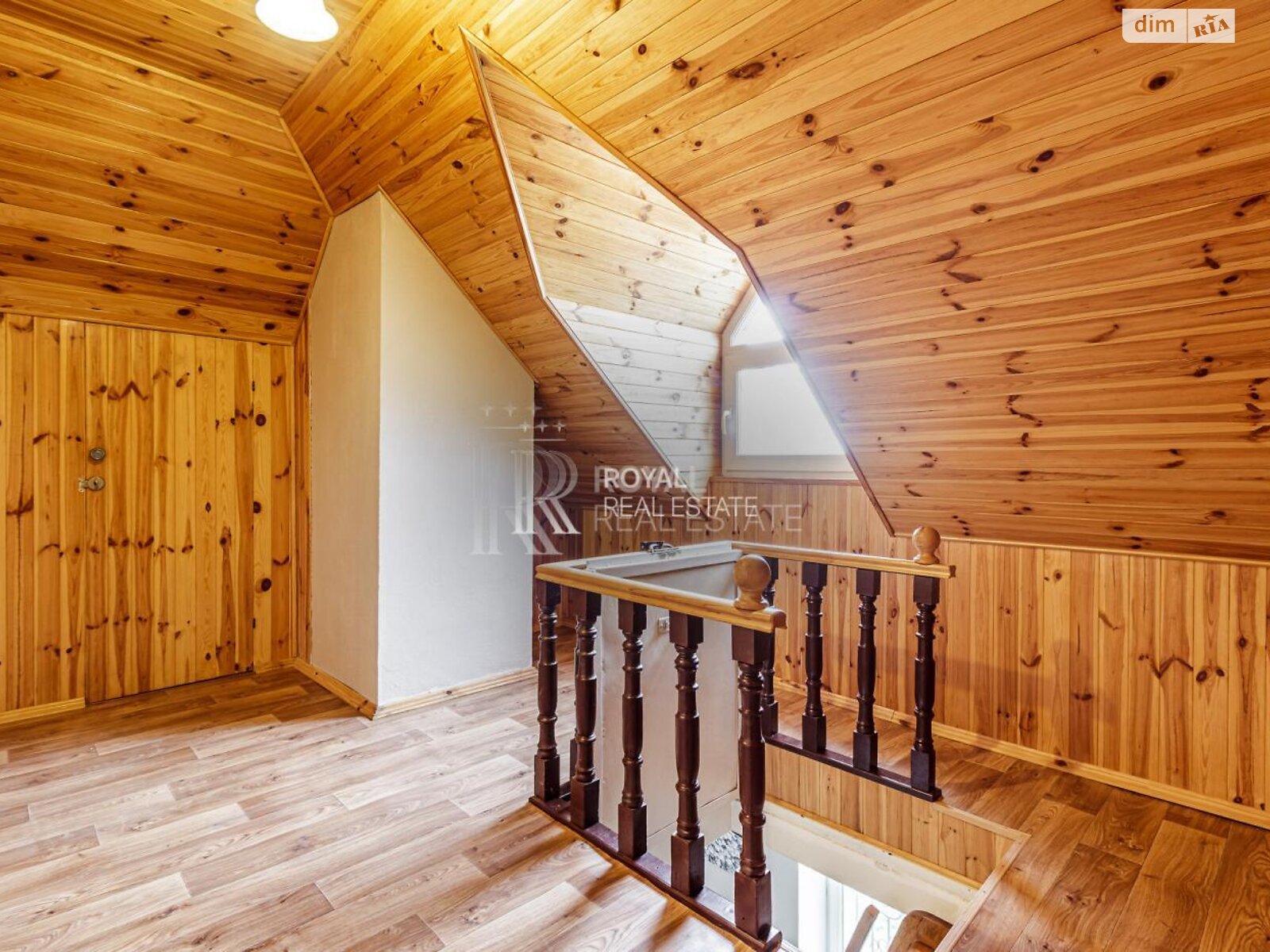 двухэтажный дом, 300 кв. м, кирпич. Сдается помесячно в Киеве, в районе Оболонский фото 1 двухэтажный дом, 300 кв. м, кирпич. Сдается помесячно в Киеве, в районе Оболонский фото 1