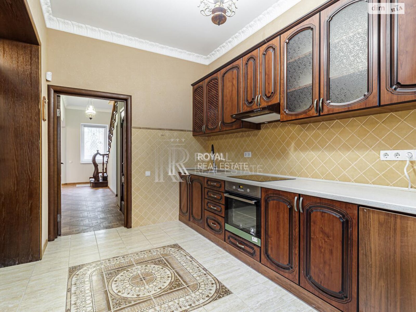 двопроверховий будинок, 200 кв. м, кирпич. Здається помісячно в Києві, в районі Оболонський фото 1